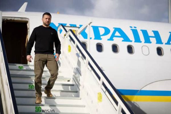 Зеленський прибув з візитом у Лондон