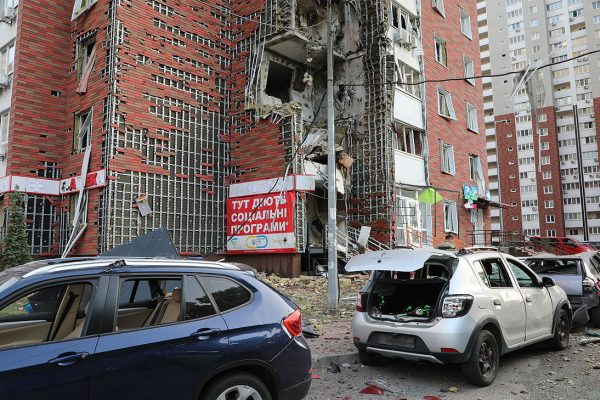 У Києві через російську атаку загинула жінка