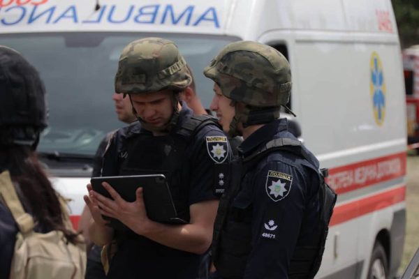 Удар РФ по Дніпропетровщині: кількість загиблих зросла до 21, понад 300 – постраждали