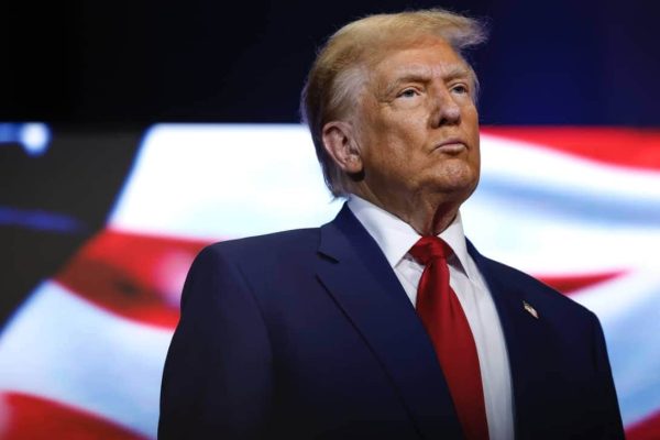 Протести в Лос-Анджелесі: Трамп похвалив нацгвардійців за роботу, мерія заперечила їхню присутність