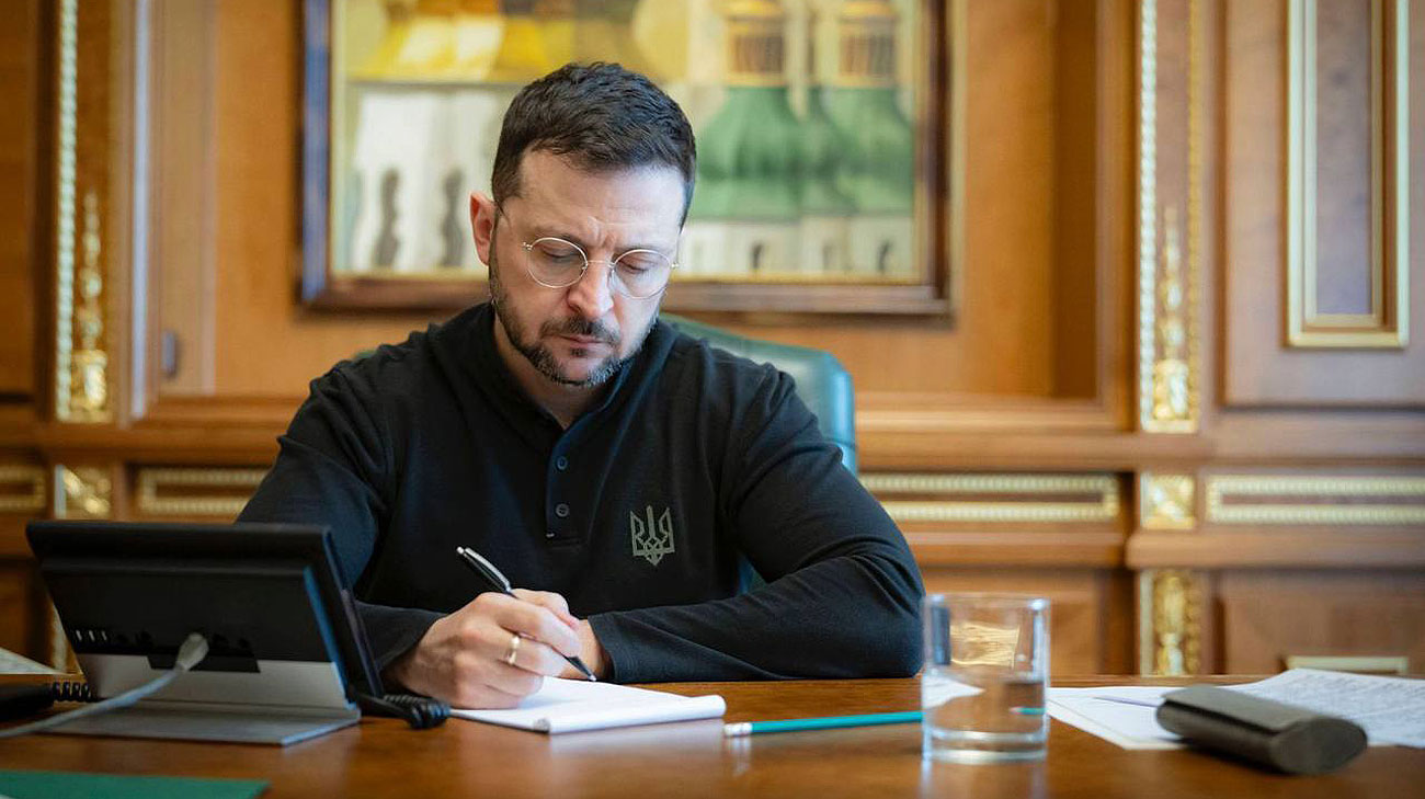 Зеленського закликають ветувати закон, який обмежив доступ до реєстрів, зокрема, до майна посадовців