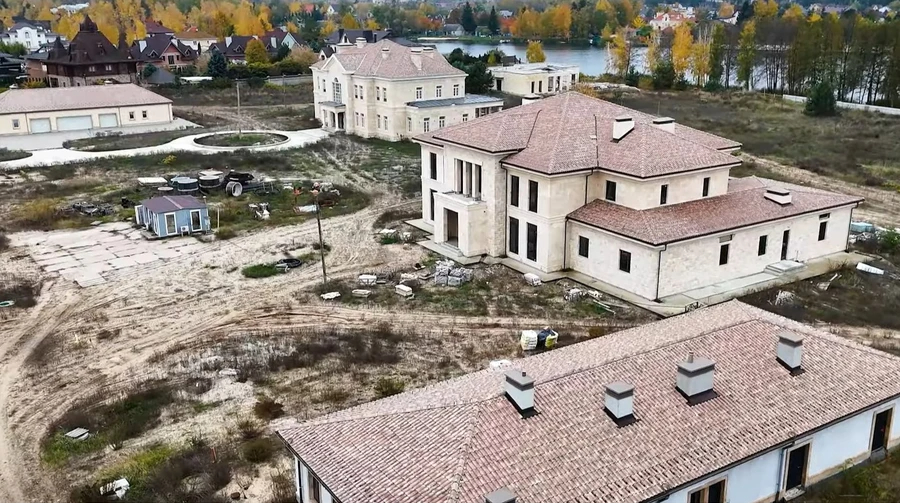 Bihus.Info: У “плівках Міндіча” згадується про будівництво Чернишова в Козині