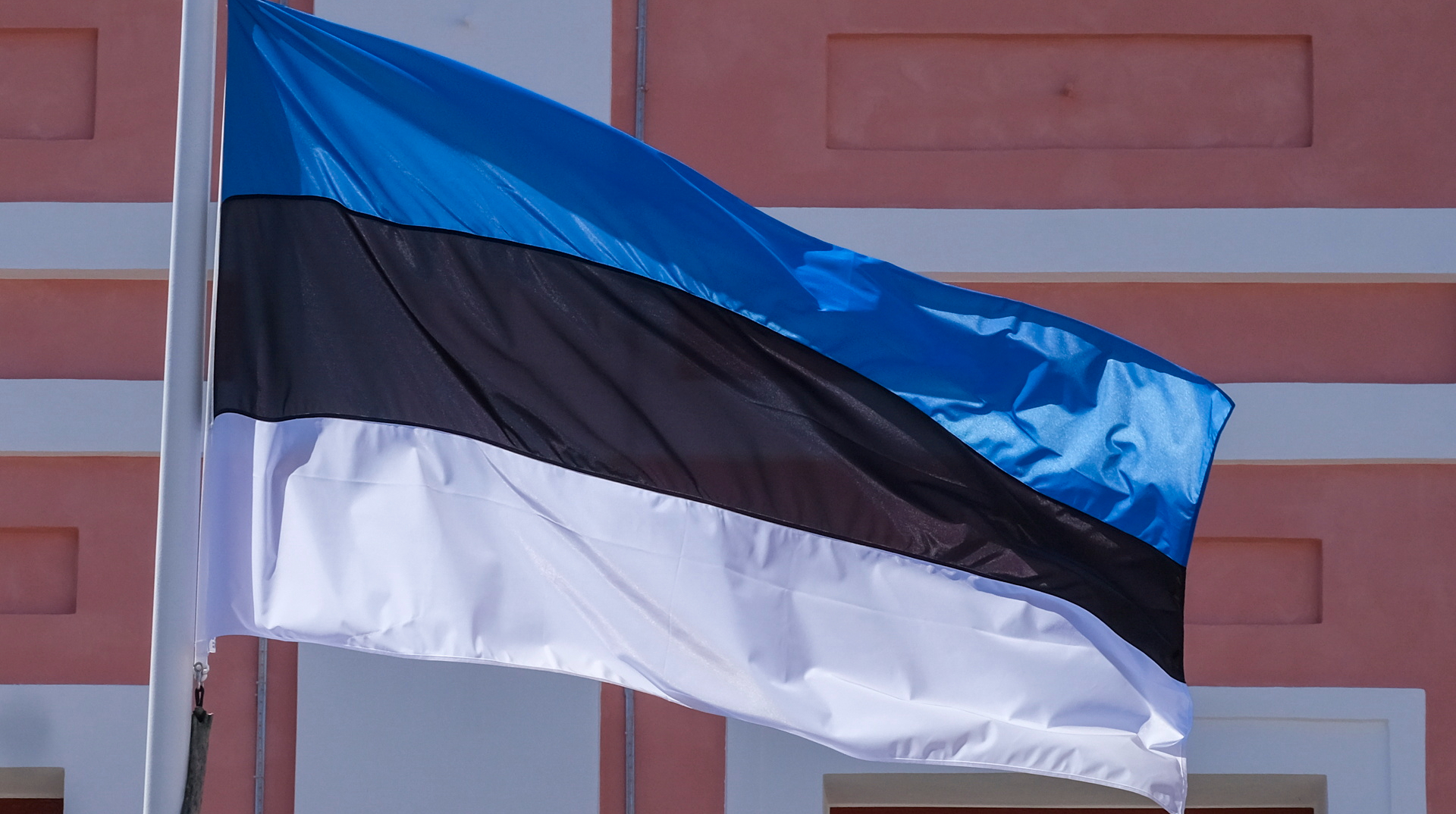 Естонія виділяє 3,5 мільйона євро на Starlink Україні