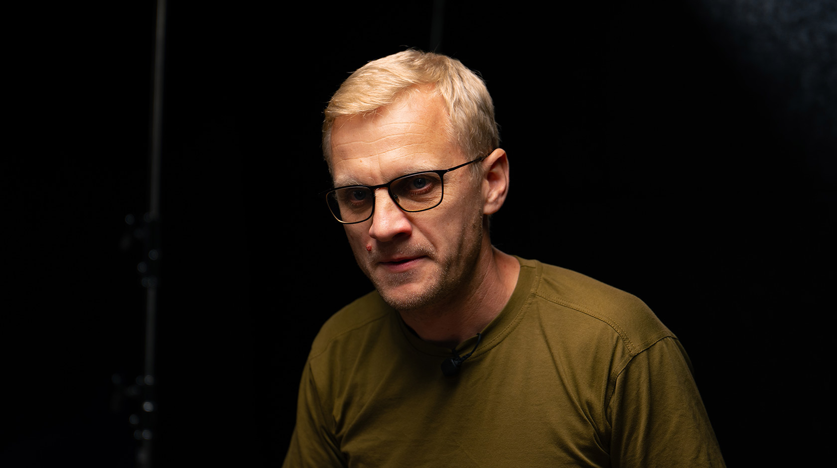 Шабунін заявив, що “силовики Зеленського” перекидають його під Куп’янськ вішати сітки