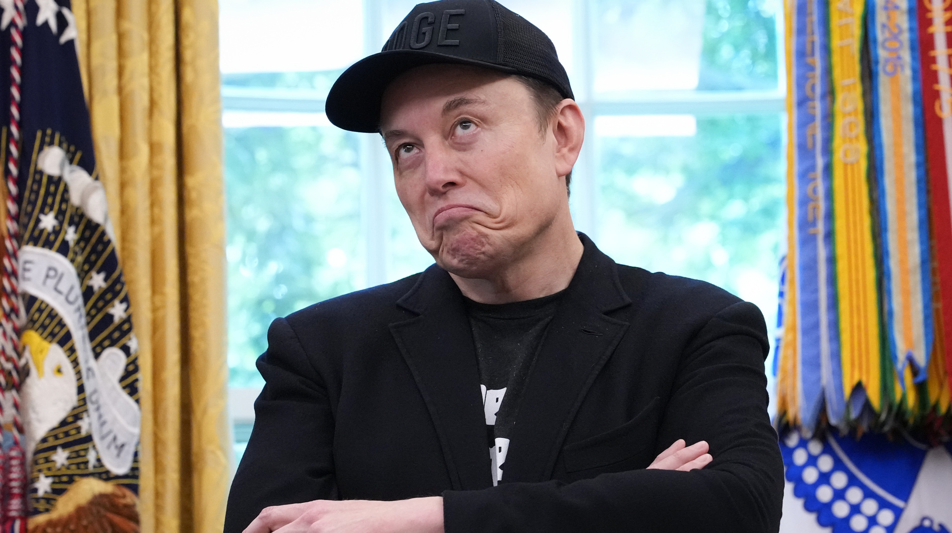 Після заклику Сікорського не давати росіянам Starlink Маск обізвав його “слинявим імбецилом”