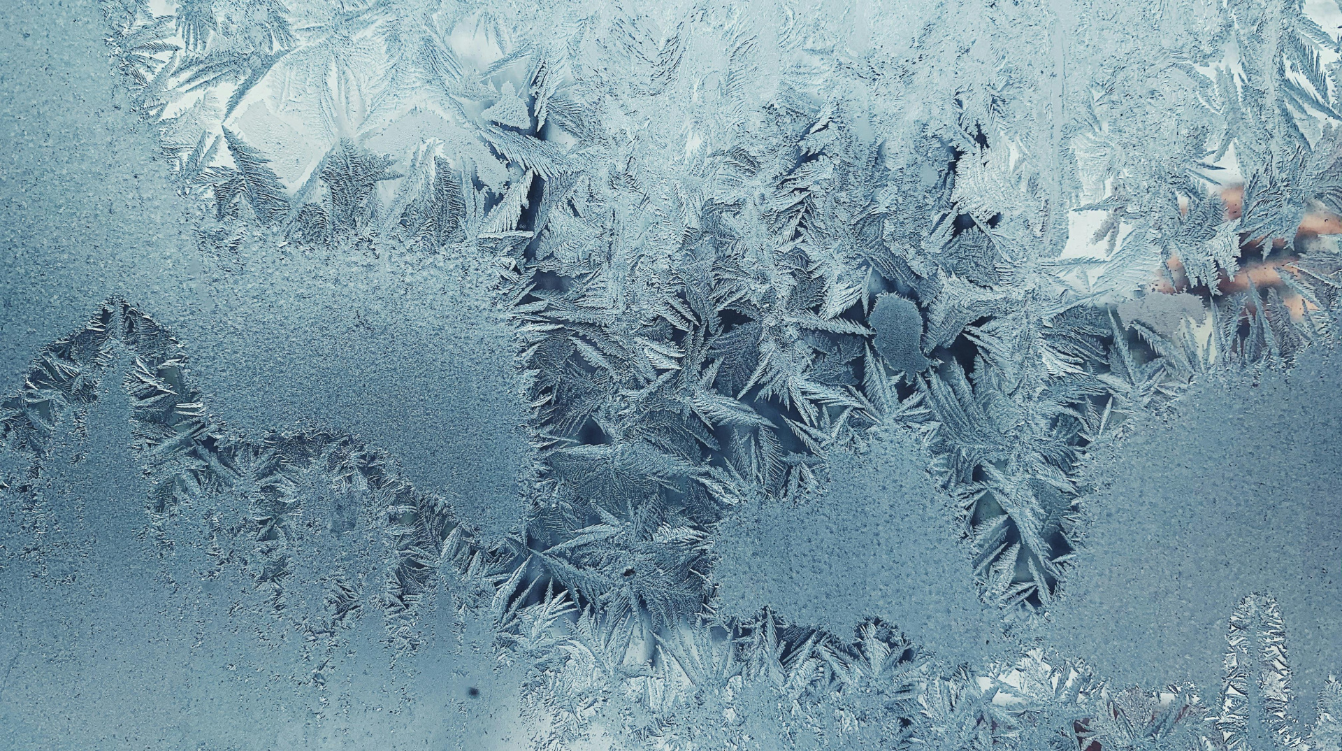 На вихідних в Україні прогнозують сніг, а з понеділка – до 23° морозу