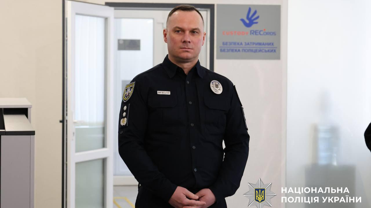 Очільник Нацполіції: В Україні можуть заборонити володіти безпілотниками неповнолітнім