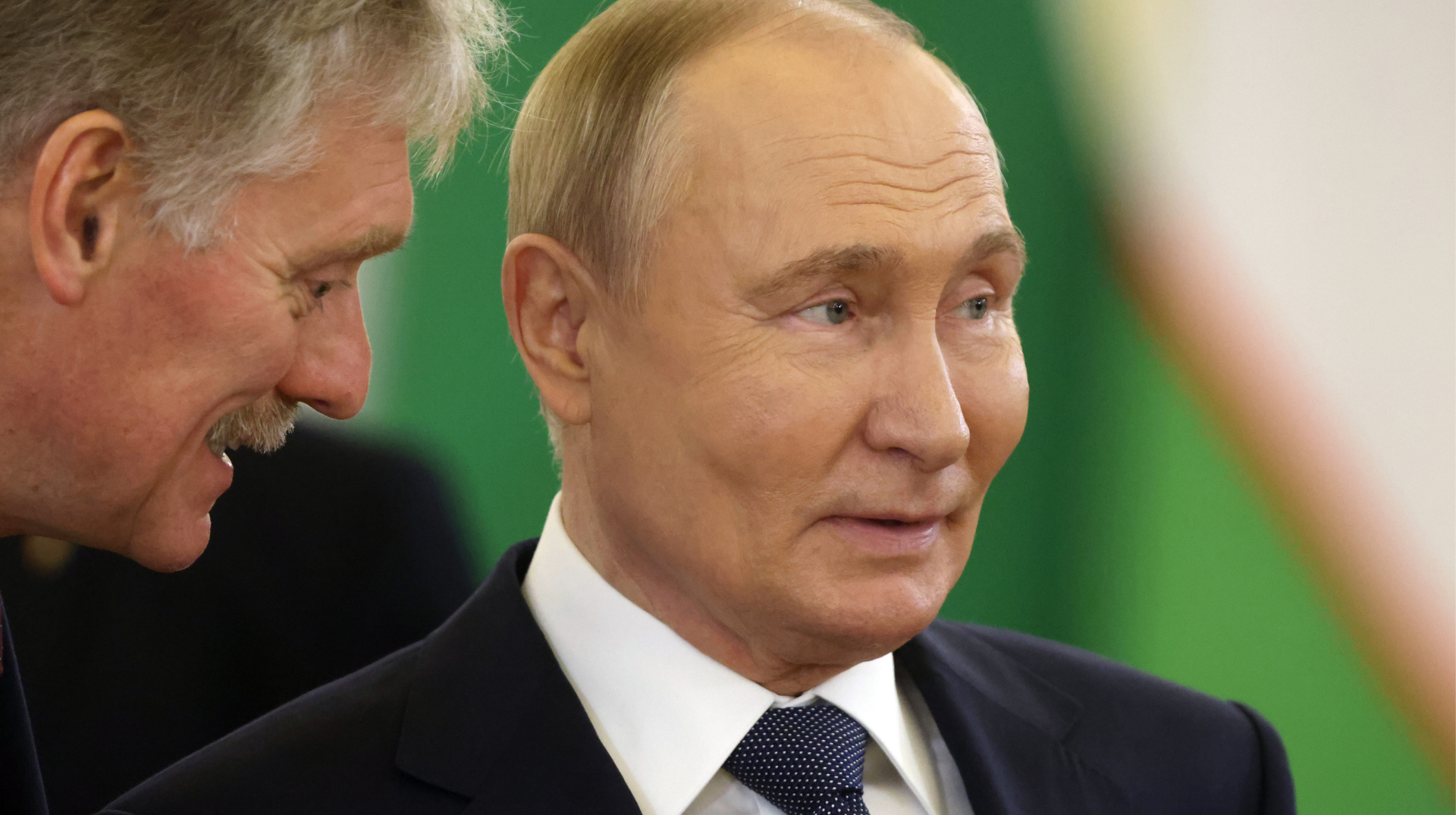 Кораблі РФ супроводжували підсанкційні танкери в Ла-Манші, у Кремлі це назвали “захистом від піратства”